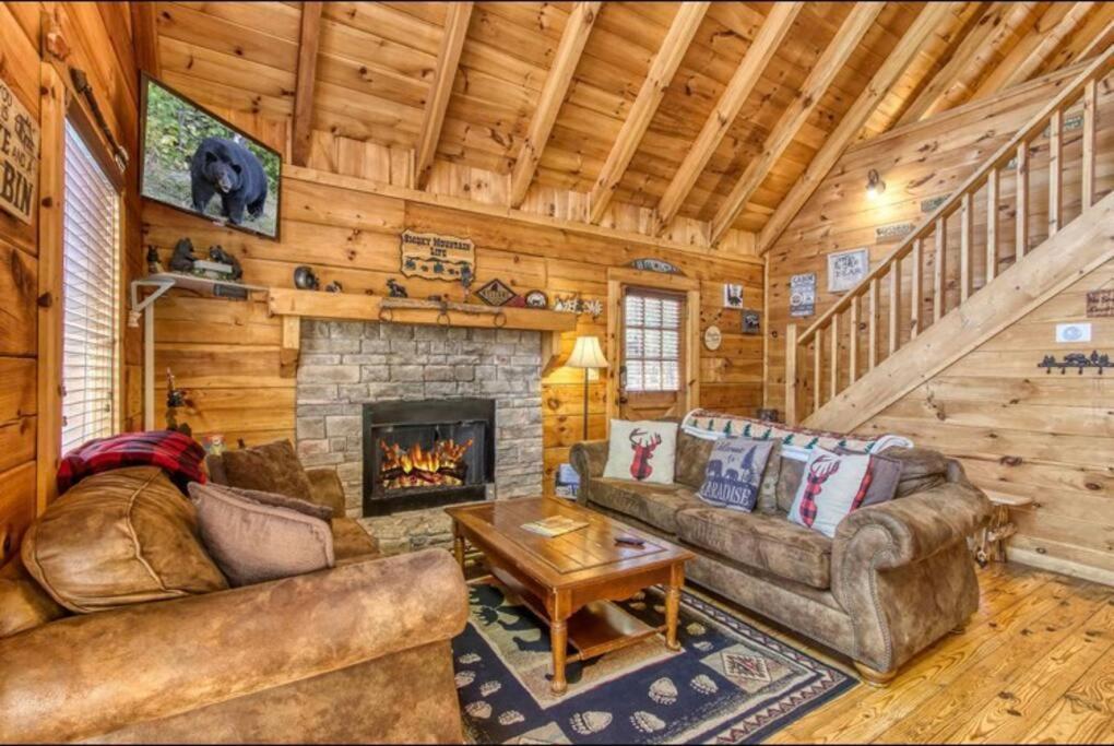 Lazy Bear Cabin 세비어빌 외부 사진