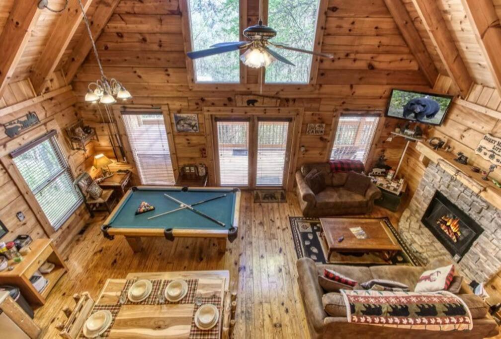Lazy Bear Cabin 세비어빌 외부 사진